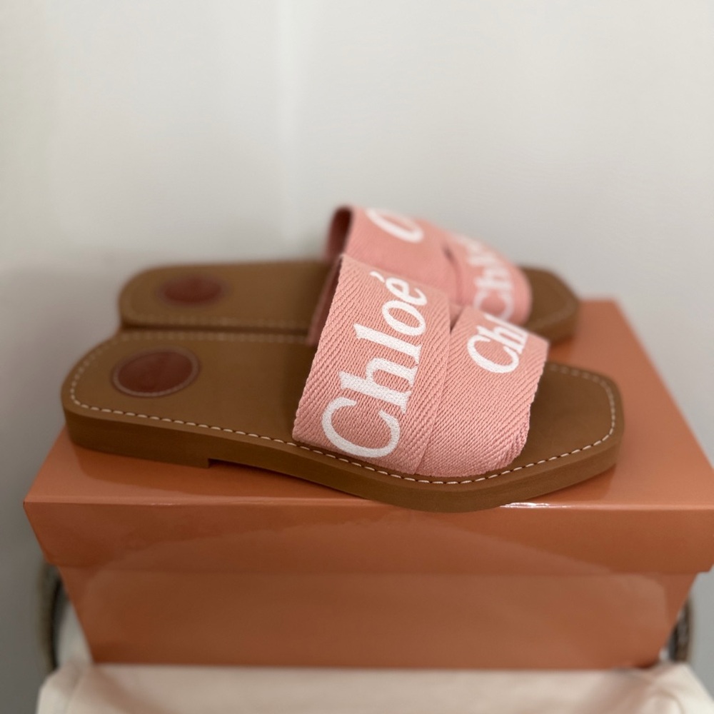 CHLOE LOGO STRAP SLIDE - Picture 6 of 6